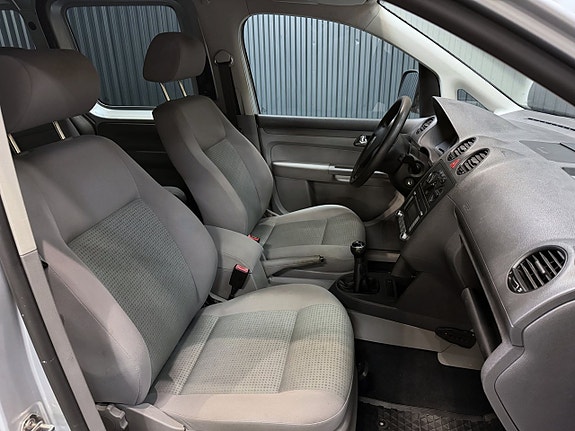 Volkswagen Caddy 19 of 25
