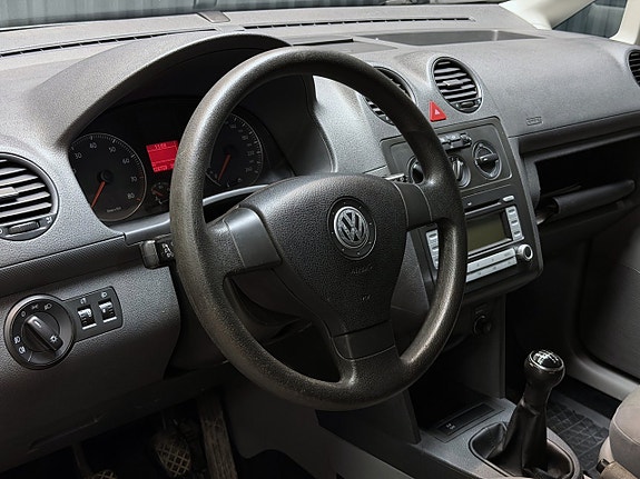 Volkswagen Caddy 12 of 25