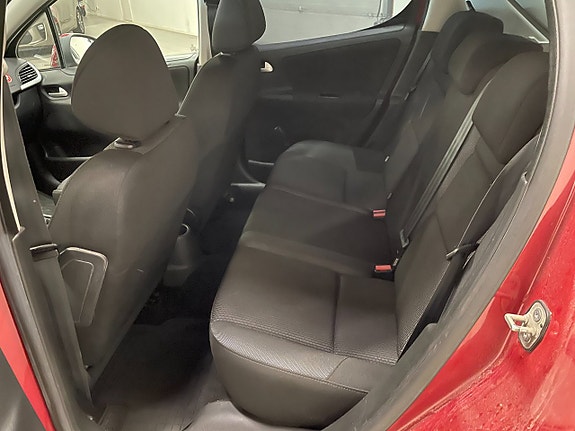Peugeot 207 4 of 7