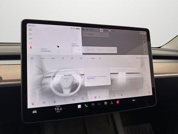 Tesla Model Y 18 of 27