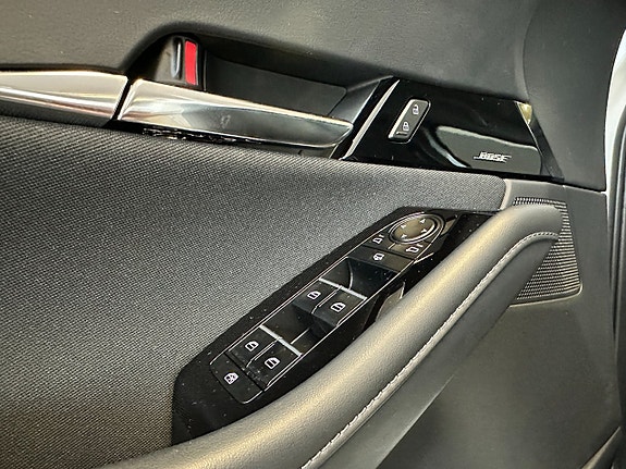Mazda CX-30 18 of 21