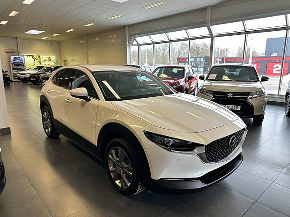 Mazda CX-30 4 of 5