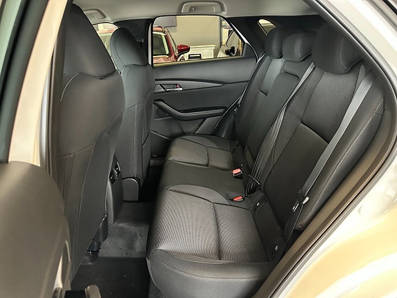 Mazda CX-30 11 of 21