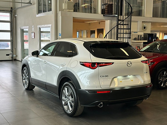 Mazda CX-30 3 of 5