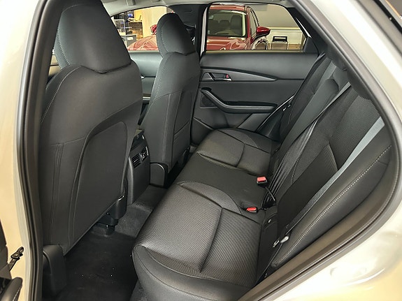 Mazda CX-30 10 of 21