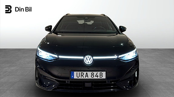 Volkswagen ID.7 4 of 5