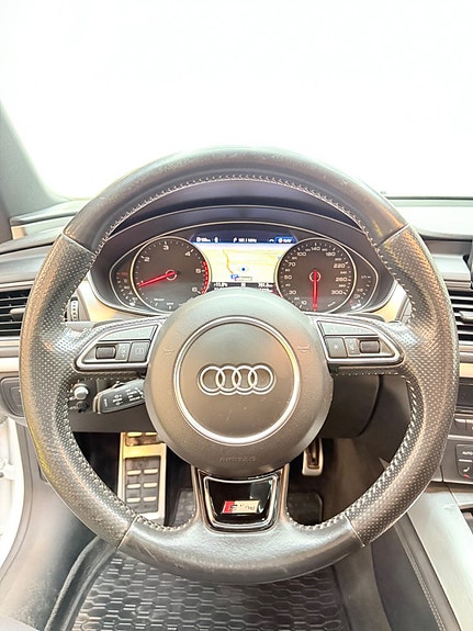 Audi A7 10 of 16