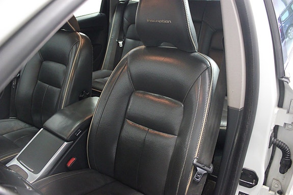 Volvo XC70 22 of 27