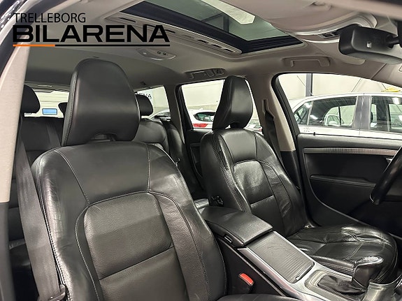 Volvo XC70 14 of 23