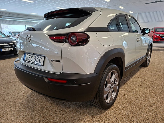 Mazda MX-30 5 of 9