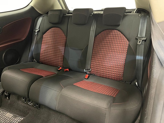 Alfa Romeo MiTo 14 of 15