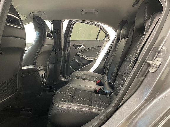 Mercedes-Benz A180 15 of 15