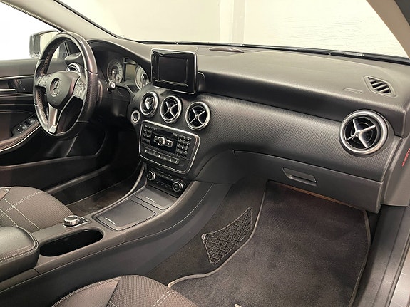 Mercedes-Benz A180 9 of 15