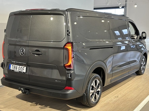 Volkswagen Transporter 4 of 5