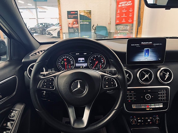 Mercedes-Benz A180 14 of 16
