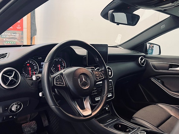 Mercedes-Benz A180 12 of 16
