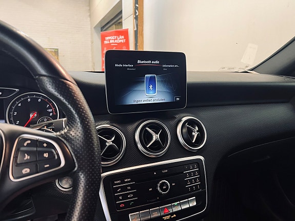 Mercedes-Benz A180 13 of 16