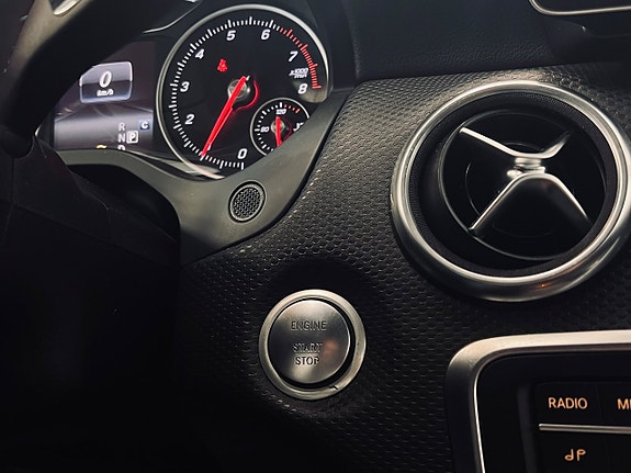 Mercedes-Benz A180 16 of 16