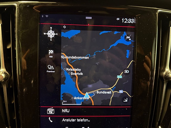 Volvo V60 Cross Country 15 of 23