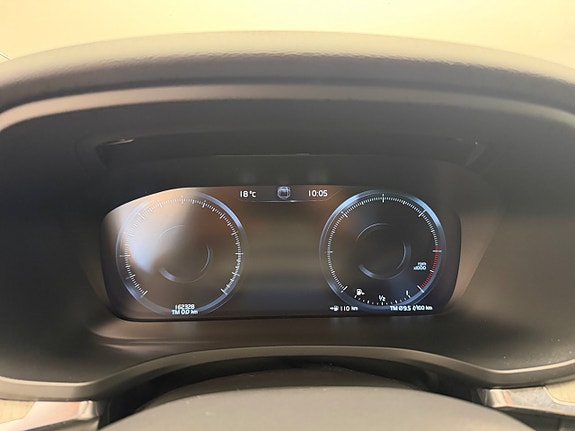 Volvo V60 Cross Country 13 of 22