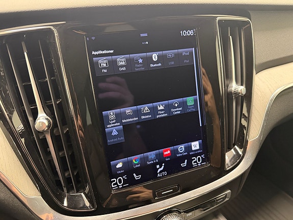 Volvo V60 Cross Country 17 of 22