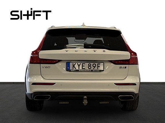 Volvo V60 Cross Country 6 of 23