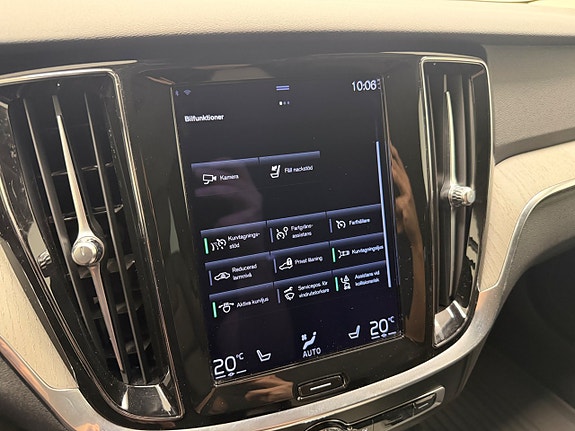 Volvo V60 Cross Country 18 of 22