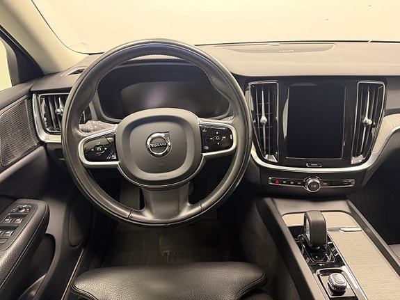 Volvo V60 Cross Country 9 of 22