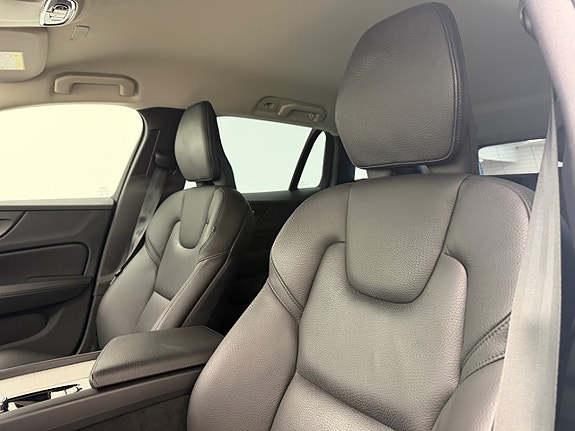 Volvo V60 Cross Country 11 of 22