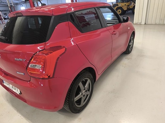 Suzuki Swift 4 of 10