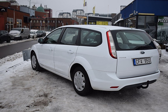 Ford Focus 7 of 13