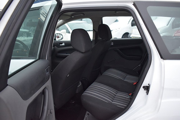 Ford Focus 11 of 13