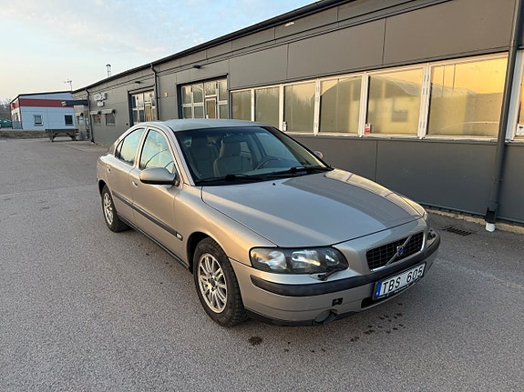Volvo S60 6 of 17