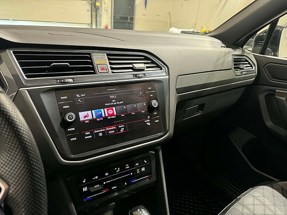 Volkswagen Tiguan Allspace 14 of 18