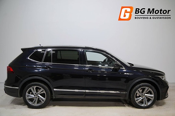 Volkswagen Tiguan Allspace 2 of 5