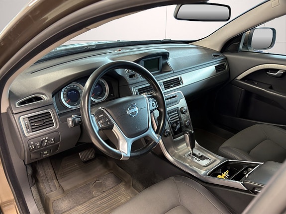 Volvo XC70 9 of 23