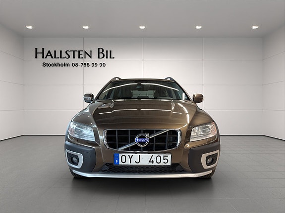 Volvo XC70 3 of 23