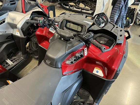 Can-Am Outlander XT 850 Fiery Red T3B ABS 3 of 3