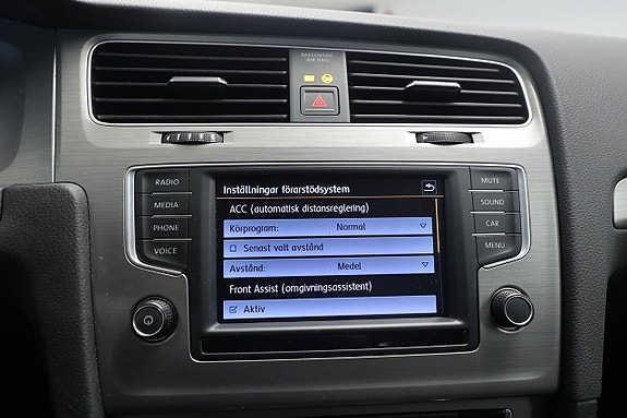 Volkswagen Golf I 17 of 19