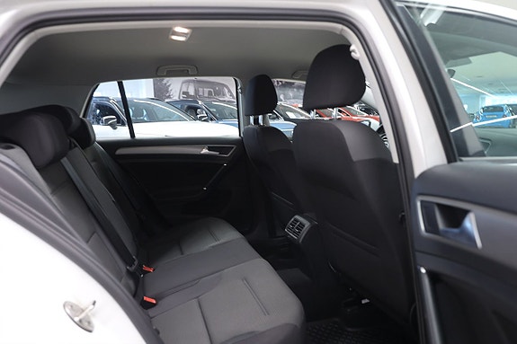Volkswagen Golf I 11 of 19