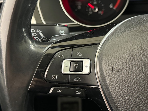 Volkswagen Passat Alltrack 15 of 20