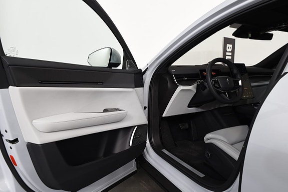 Polestar 3 11 of 21