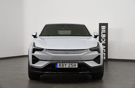 Polestar 3 2 of 21