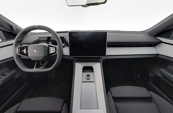 Polestar 4 7 of 16