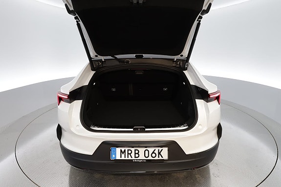 Polestar 4 15 of 16