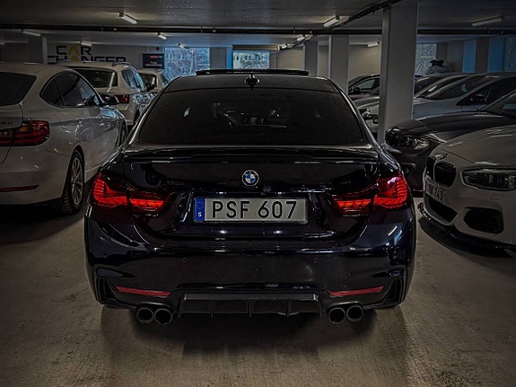 BMW 440i 2 of 5