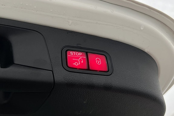 Mercedes-Benz EQA350 13 of 27