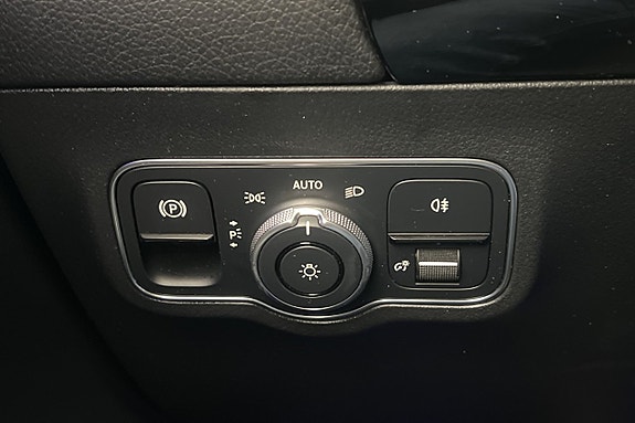 Mercedes-Benz EQA350 21 of 27