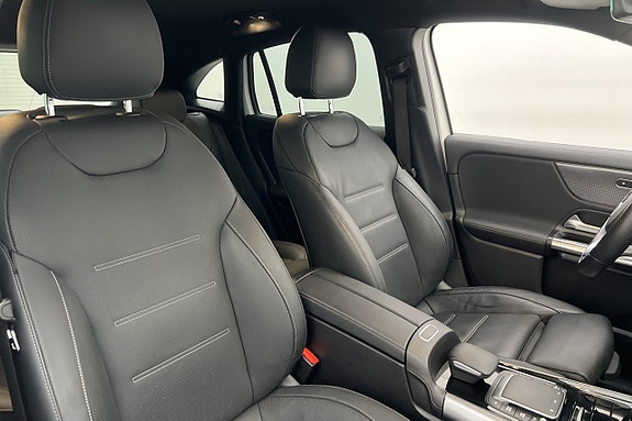 Mercedes-Benz EQA350 18 of 27