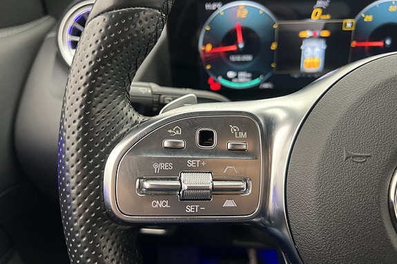 Mercedes-Benz EQA350 22 of 27